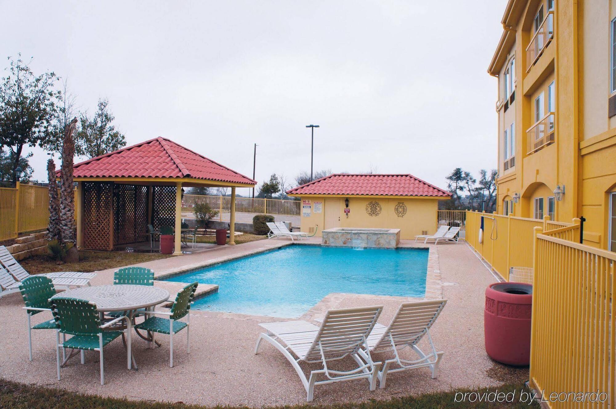 La Quinta By Wyndham Fredericksburg Exterior foto